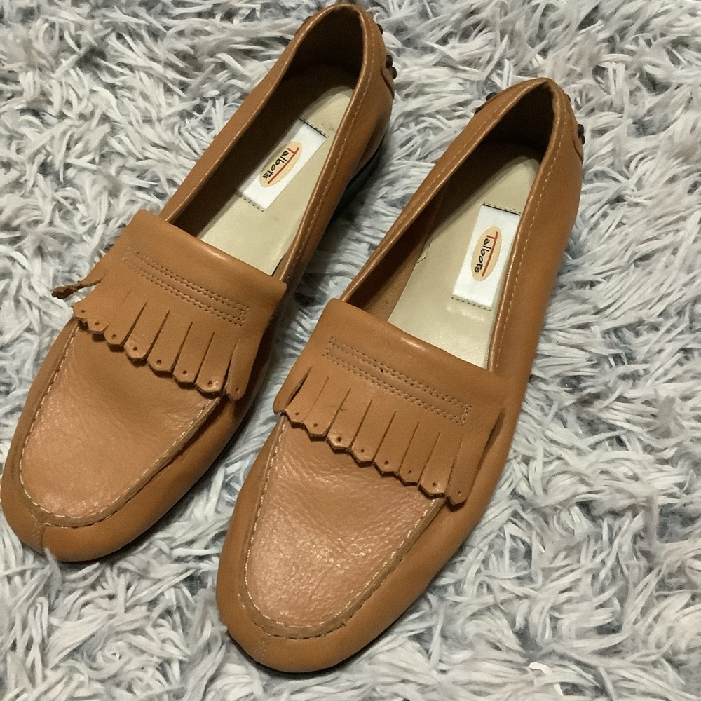 Talbots Tan Penny Loafer Size 8 📦U